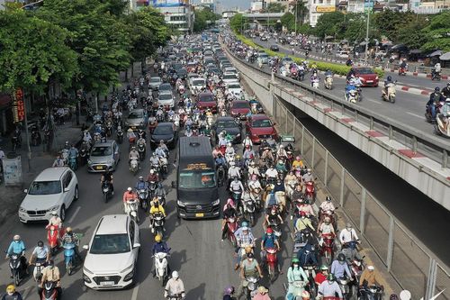Báo động ô nhiễm không khí ở Hà Nội, xe điện sẽ giải quyết vấn đề?