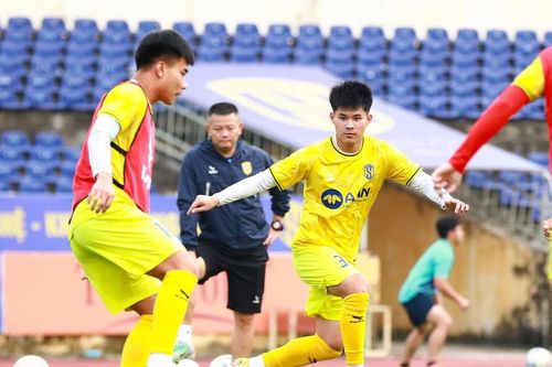 Sông Lam Nghệ An nỗ lực cải thiện khả năng phòng ngự