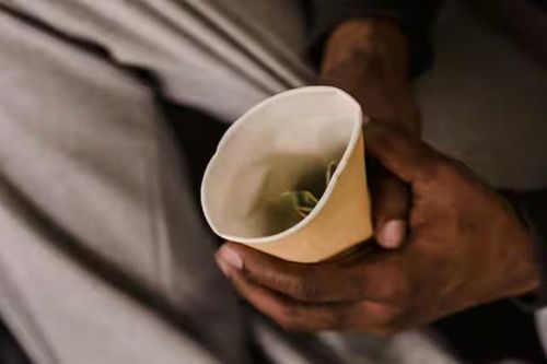 Người đàn ông ăn xin sở hữu khối tài sản hơn 22 tỷ đồng