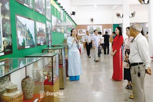 Tôn vinh nét đẹp gốm Biên Hòa xưa và nay