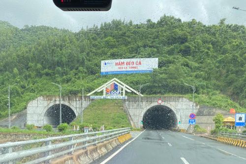 Trầm tư đèo Cả…