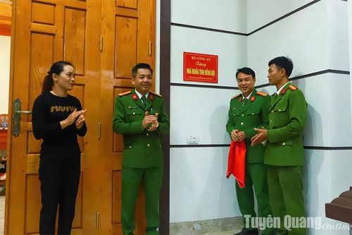 Công an tỉnh Tuyên Quang bàn giao ngôi nhà Nghĩa tình đồng đội tại huyện Sơn Dương