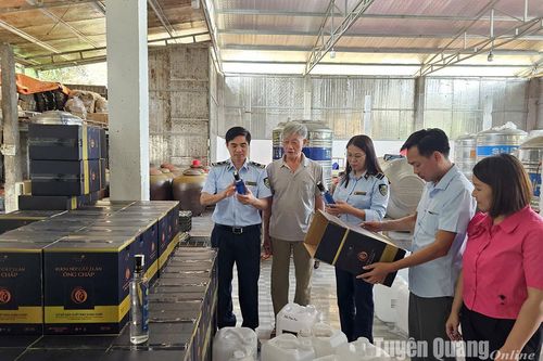 Kiểm tra, kiểm soát thị trường dịp cuối năm