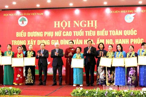 Tuyên Quang có 4 phụ nữ cao tuổi tiêu biểu được biểu dương toàn quốc