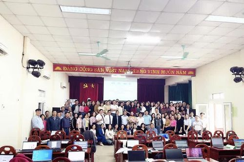 Hơn 250 cán bộ, giáo viên Nghệ An tập huấn chương trình Tin học chuẩn quốc tế ICDL