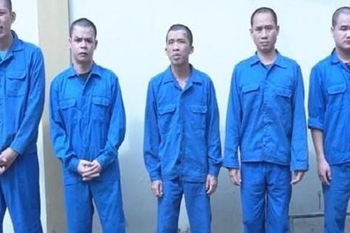 5 đối tượng có súng, chặn xe thu tiền 'bảo kê' sa lưới