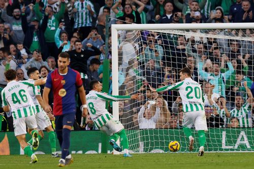 Đội duy nhất không mắc bẫy của Barcelona