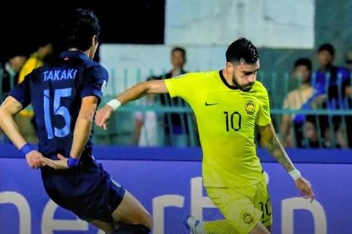 Tuyển Campuchia tạo cú sốc trước Malaysia