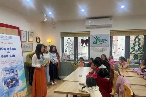 Ra mắt sách thiếu nhi 'Mùa đông trên đảo gió'
