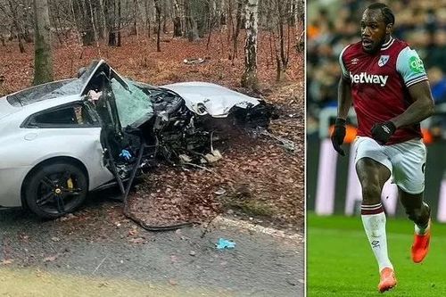 Tiền đạo West Ham Michail Antonio dính tai nạn xe hơi nghiêm trọng