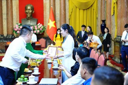 Sống đẹp từ lòng biết ơn