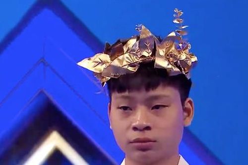 Nam sinh Huế thắng áp đảo, giành vòng nguyệt quế tháng Đường lên đỉnh Olympia 25