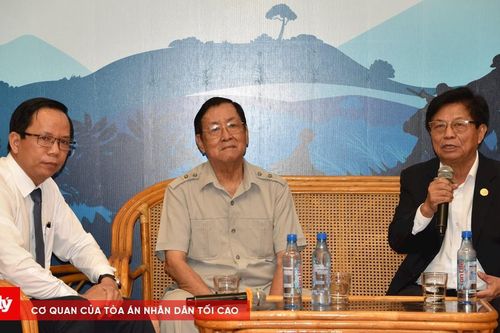 Trung tướng, Đại tá ra mắt sách mừng 80 năm thành lập QĐND Việt Nam