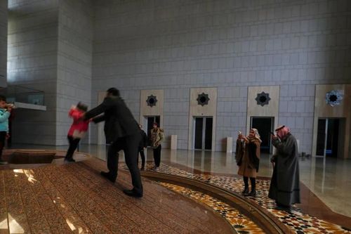Hé lộ hình ảnh bên trong dinh thự của Tổng thống Syria al-Assad