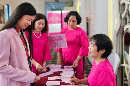 Sự đồng cảm, động viên giúp các chị em ung thư vú tự tin, mạnh mẽ chiến thắng bệnh tật
