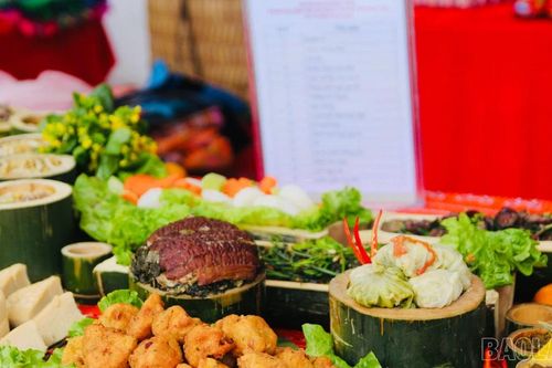 Đặc sắc ẩm thực 'Mâm cơm Bắc Hà'