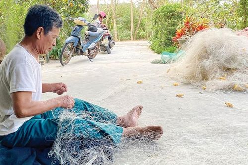 Tay chắc, mắt tinh