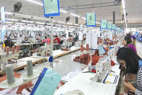 Garmex Sài Gòn (GMC): Vẫn 'trắng' đơn hàng dệt may, kỳ vọng vào mảng bất động sản