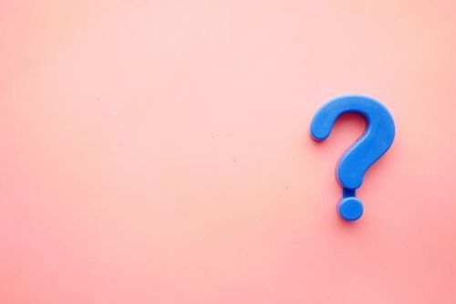 Cá nhân bán hàng trên shopee và tiktok thì việc tính thuế sẽ tính trên doanh thu chưa trừ phí sàn hay chưa?