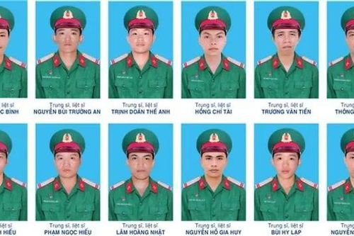 Truy tặng Huân chương Bảo vệ Tổ quốc cho 12 liệt sĩ Quân khu 7
