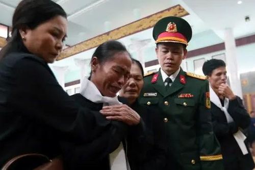 Lễ viếng 12 chiến sĩ hy sinh khi tham gia diễn tập