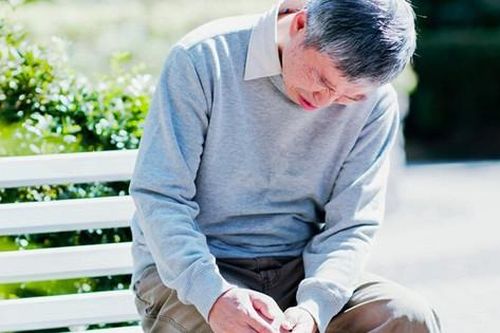 Trời trở lạnh, 5 thói quen cần tránh vì có thể gây hại xương khớp