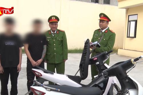 Mang hung khí rượt đuổi nhau trên Quốc lộ, 8 'quái xế' bị bắt giữ