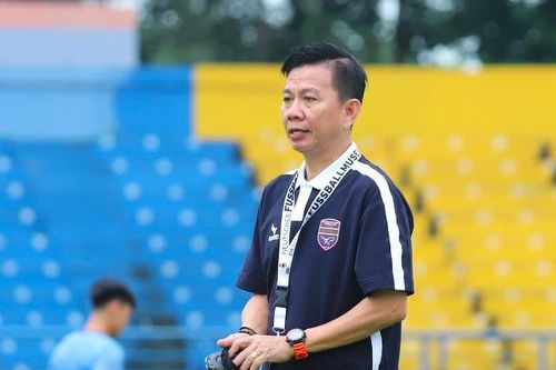 Thêm HLV mất việc ở V-League 2024/25