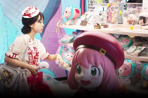 Người trẻ Trung Quốc vay nợ vì thần tượng anime