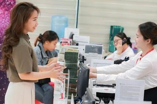 Tăng trưởng tín dụng năm 2024 có thể đạt được mục tiêu 15%