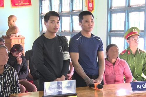 Xộ khám vì bán lẻ ma túy