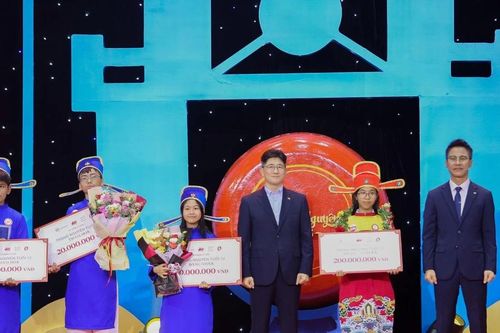 Nữ sinh Hà Nội trở thành tân Trạng Nguyên tuổi 13 năm 2024