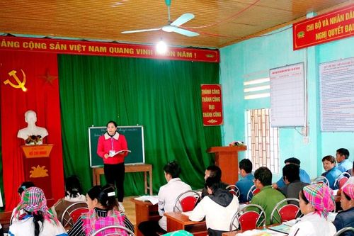Nỗ lực trong công tác xóa mù chữ ở tỉnh Hà Giang