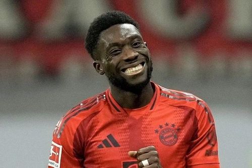 Man United muốn mua Alphonso Davies