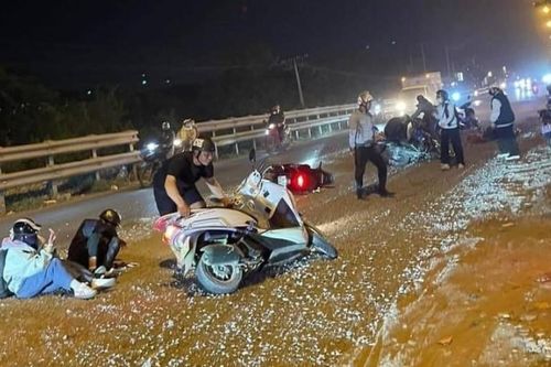 Nhiều tuyến phố Hà Nội bị 'phủ' rào để thi công: Chủ đầu tư nói gì?