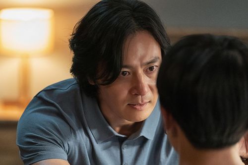 Jang Dong Gun trở lại màn ảnh sau 6 năm vắng bóng, vẫn phong độ ở tuổi 52