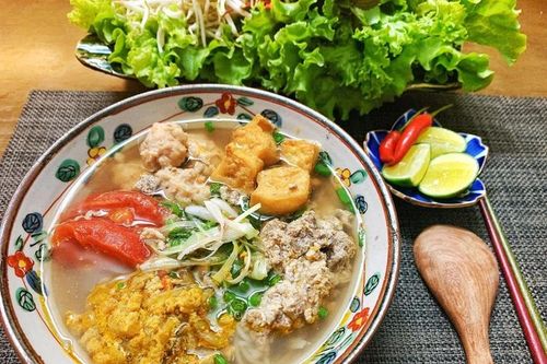 Bún riêu và miến xào cua góp tên trong 'bản đồ ẩm thực thế giới'