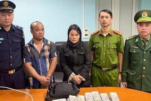 Khởi tố cặp chị em vận chuyển, mua bán ngoại tệ trị giá hơn 100 tỷ đồng sang Lào