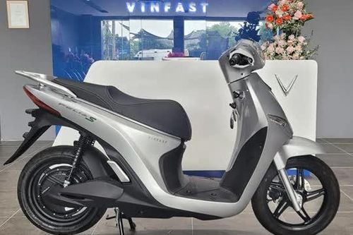 Bảng giá xe máy VinFast tháng 12/2024: Giảm giá sốc