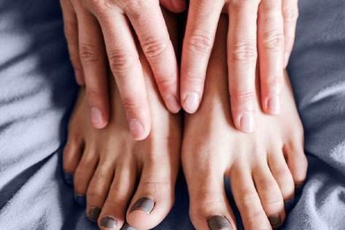6 nguyên nhân khiến bàn chân luôn bị lạnh mà không phải do thời tiết