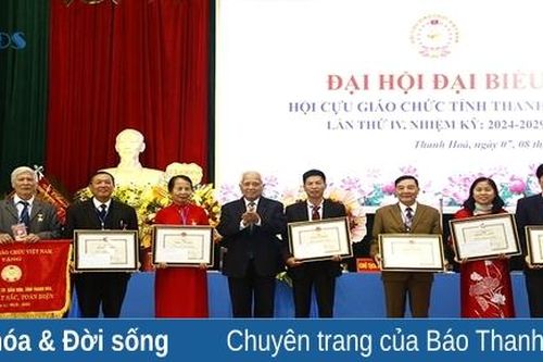 Đóng góp tích cực cho sự nghiệp giáo dục và đào tạo