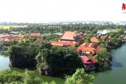 Tham quan hồ Ông Thoại
