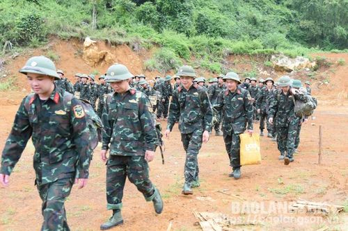 Văn Lãng xây dựng lực lượng vũ trang vững chắc