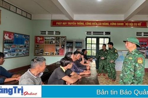 Kịp thời cứu 8 ngư dân gặp nạn gần đảo Cồn Cỏ