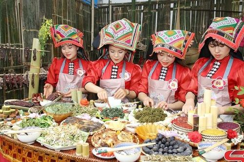 Định hướng phát triển toàn diện văn hóa, con người Sơn La trong thời kỳ mới: Kỳ 3. Những giải pháp phát huy bản sắc văn hóa, con người Sơn La