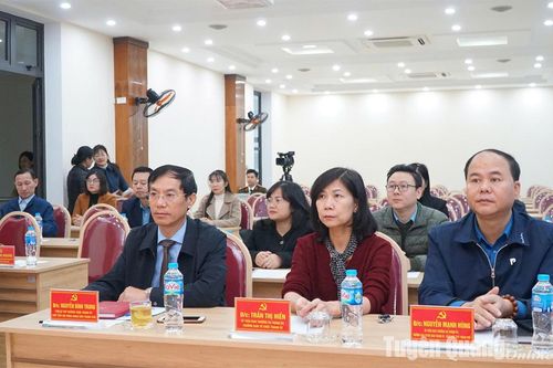 Thành phố Tuyên Quang tổ chức Kỳ thi tuyển chức danh lãnh đạo, quản lý diện Ban Thường vụ Thành ủy quản lý