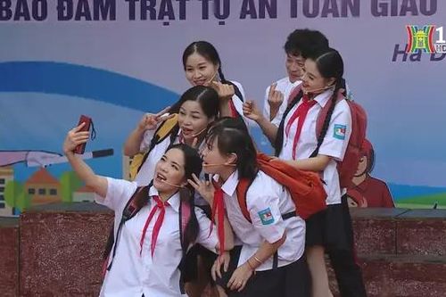 Khi nghệ sĩ cải lương tuyên truyền luật giao thông