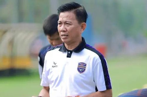HLV Hoàng Anh Tuấn mất việc ở V-League 2024/25