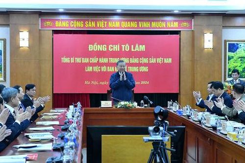 Ban Kinh tế Trung ương phải hình thành một cơ quan nghiên cứu tham mưu chiến lược hàng đầu của Đảng về kinh tế - xã hội