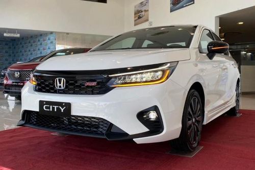 Giá lăn bánh Honda City mới nhất rẻ chưa từng có còn kèm ưu đãi lớn, Hyundai Accent và Toyota Vios không kịp lo doanh số